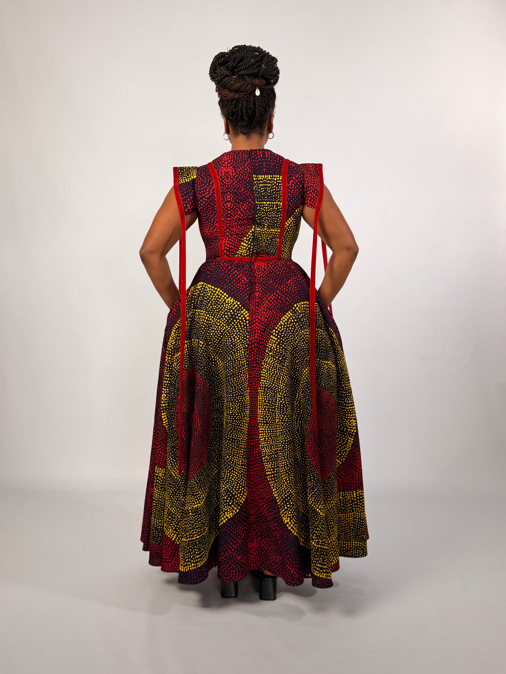 Wanawake Dress